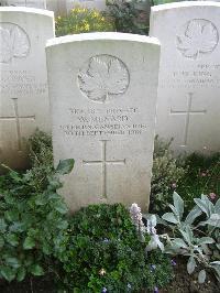 Canada Cemetery Tilloy Les Cambrai - Menard, W